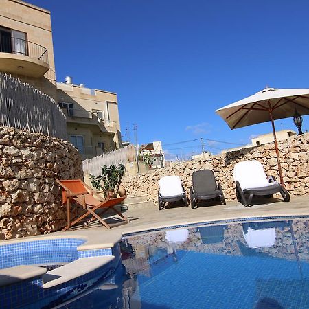 Gozo A Prescindere B&B Надур Екстериор снимка