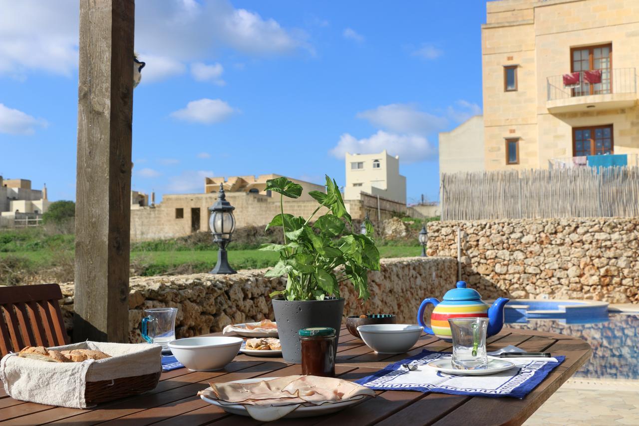 Gozo A Prescindere B&B Надур Екстериор снимка