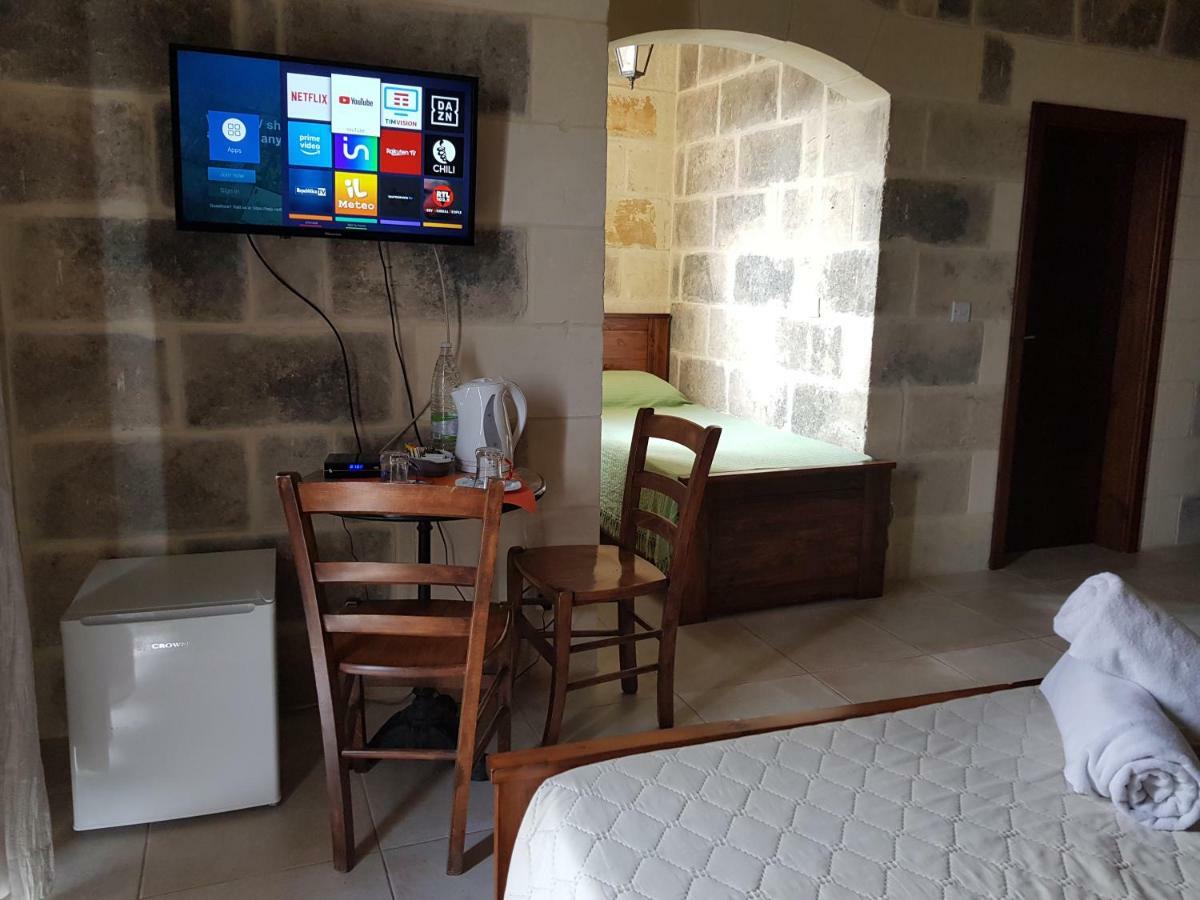 Gozo A Prescindere B&B Надур Екстериор снимка